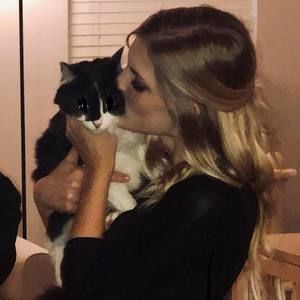 Meet your Posher, Ashleigh